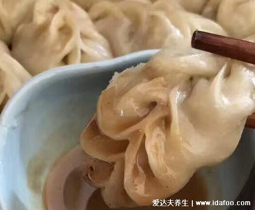 蒸饺子需要多长时间，一般10到20分钟(时间也和饺子皮馅有关)